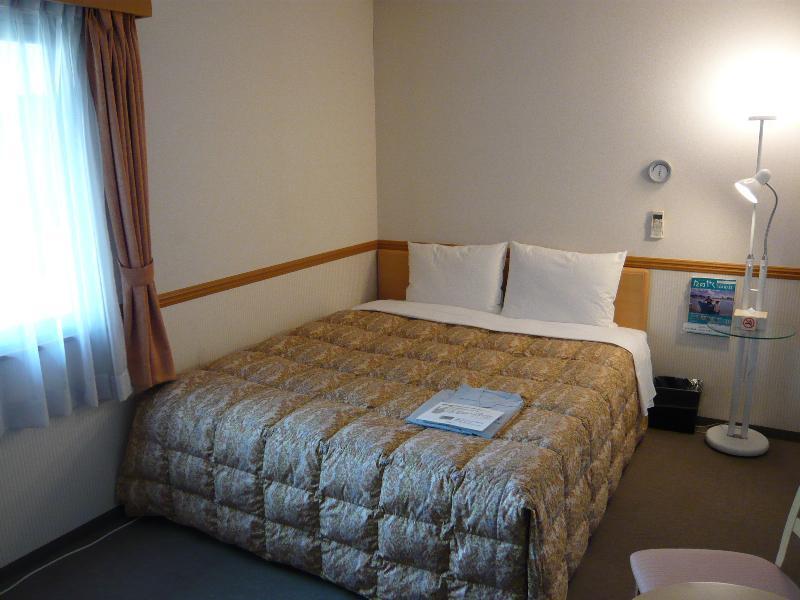 Toyoko Inn Nagoya-Eki Sakuradori-Guchi Honkan Esterno foto